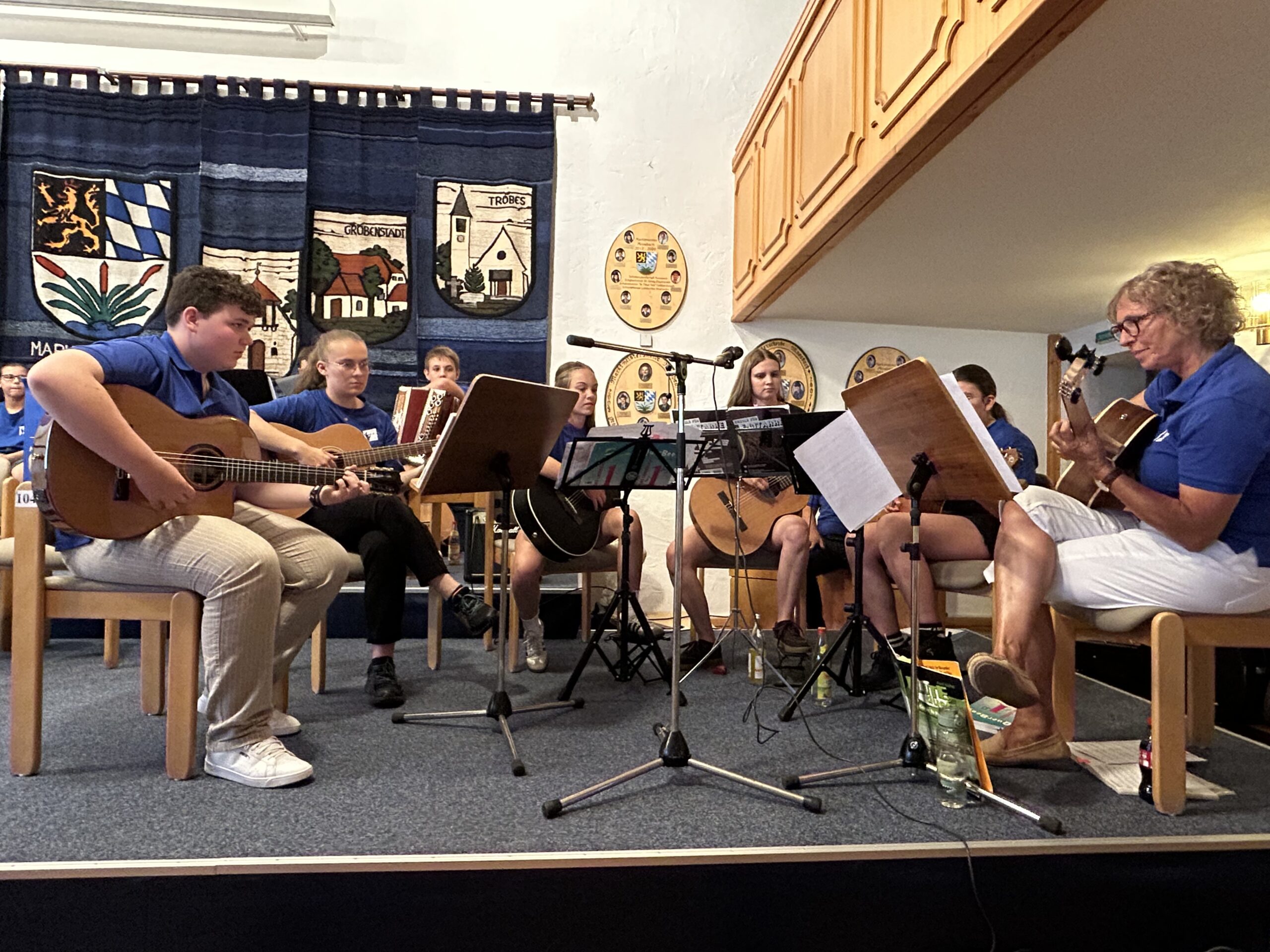 Gitarrengruppe der Musikschule Moosbach